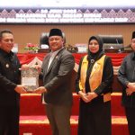 DPRD Kepri Dengarkan Penyampaian Ranpeda LPP-APBD Kepri 2024