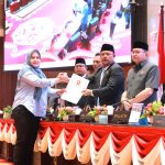 Paripurna Pandum Fraksi Terhadap Ranperda LPP-APBD 2024, DPRD Kepri Berikan Catatan Untuk Ditindaklanjuti Oleh Gubernur